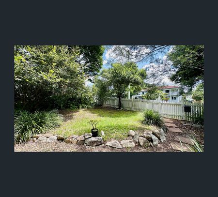 6 Gizeh Street, Enoggera, Qld 4051 - Photo 2