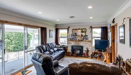 Great Mayfair Family home. - Photo 2