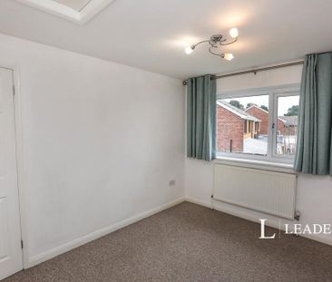 3 bedroom semi-detached house to rent - Photo 4