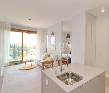 Stylowe mieszkanie blisko metra Rondo Daszyńskiego - Zdjęcie 3