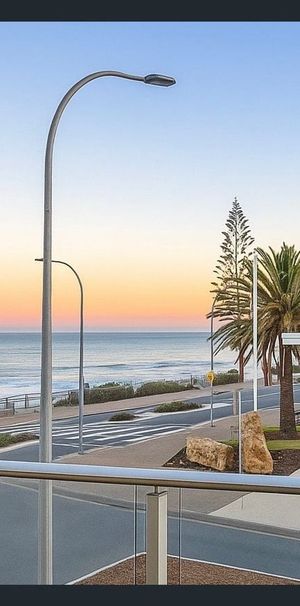 Luxury Beachfront Living Made Effortless! - Photo 2