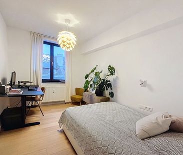 Appartement te huur in Ixelles - Photo 4