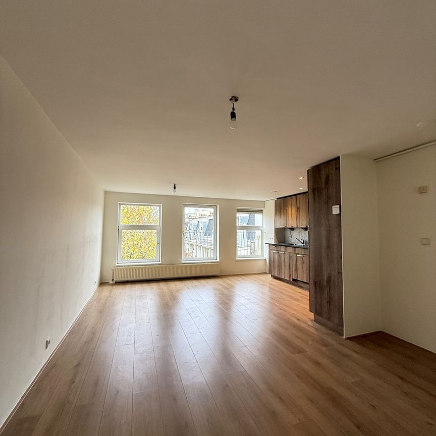 Jan Pieter Heijestraat 119A4, 1054 MD, Amsterdam - Photo 1