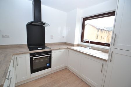 30 Hutcheon Low Place, AB21 9WL, Aberdeen - Photo 3