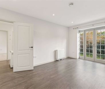 A modern ground floor apartment - Photo 1