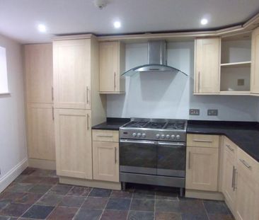 3 bedroom townhouse to rent - Photo 4