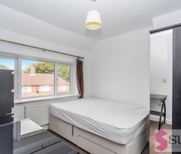 1 bedroom in a house share to rent - Photo 6