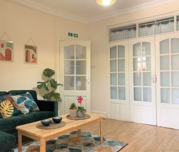 🏡 HMO Property in Tottenham, N17 🏡 Room 4 - Photo 1