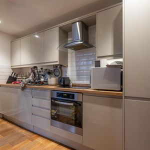 1 bedroom apartment to rent - Photo 2