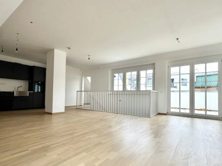 Unbefristeter WG-Traum im Biedermeier-Schlössl – 5-Zimmer-Maisonette mit 2 Bädern und großzügiger Terrasse! - Photo 2