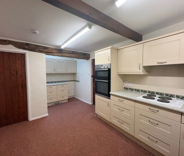 Manor Lodge - Photo 5