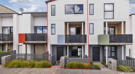 Hobsonville, 2 bedrooms + study, $670 - Photo 2
