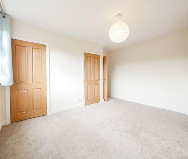 3 bedroom detached house to rent - Photo 1