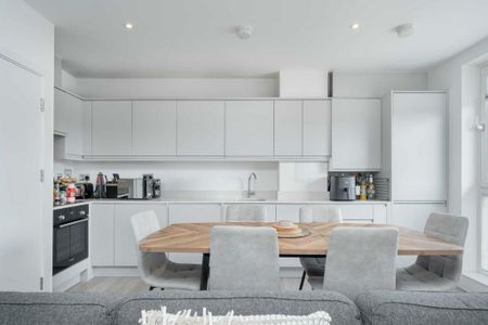 2 bedroom flat to rent - Photo 5