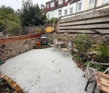 1 bedroom flat to rent - Photo 6