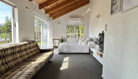 Private & Sunny - Photo 2