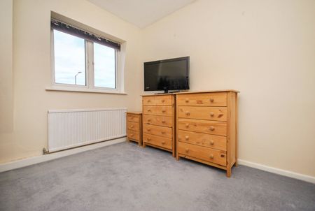 2 bedroom flat to rent, - Photo 3