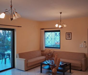 Διαμέρισμα για ενοικίαση Θεολόγος (Μαλεσίνα) - Φωτογραφία 4