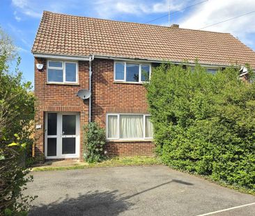 3 bedroom semi-detached house to rent - Photo 5