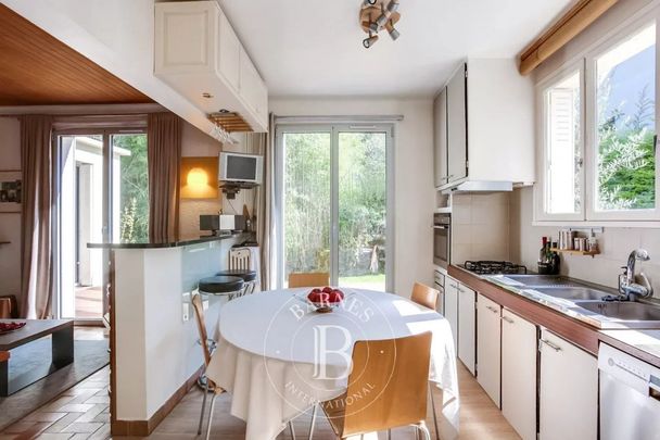 Maison • Jonchere-Malmaison-Saint Cucufa - Photo 1