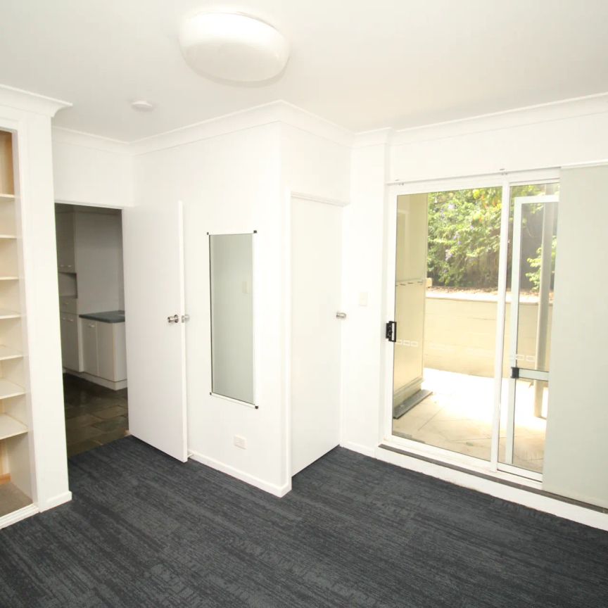 12 Ullin Street, - Photo 1