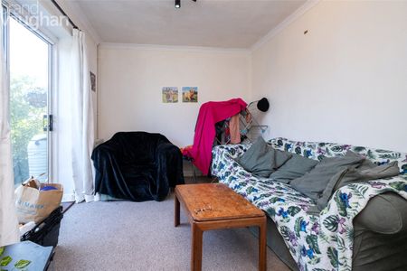 4 bedroom terraced house to rent - Photo 4