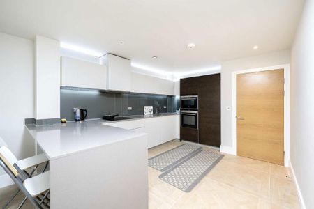 4 bedroom terraced house to rent - Photo 5