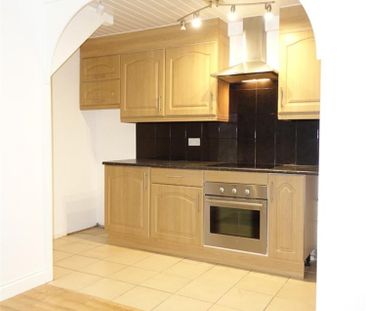 2 bedroom House To Let - Photo 3