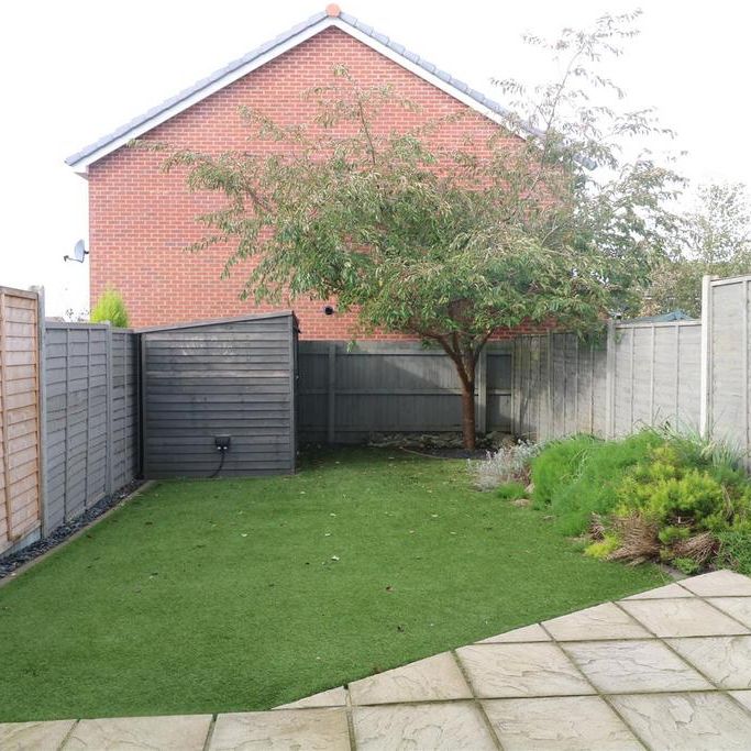 2 bedroom semi-detached house to rent - Photo 1