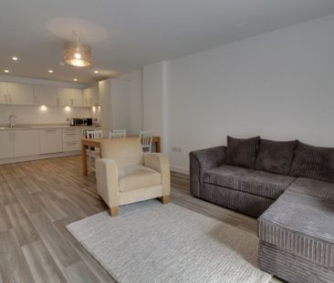 Melrose Apartment, Bell Barn Road, Park Central - Photo 1