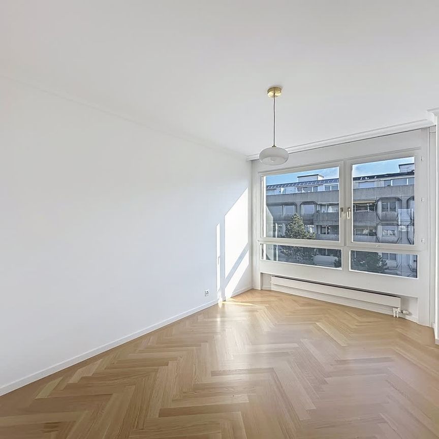 4.5 Zimmer, 120 m², 6. Stock - Photo 1