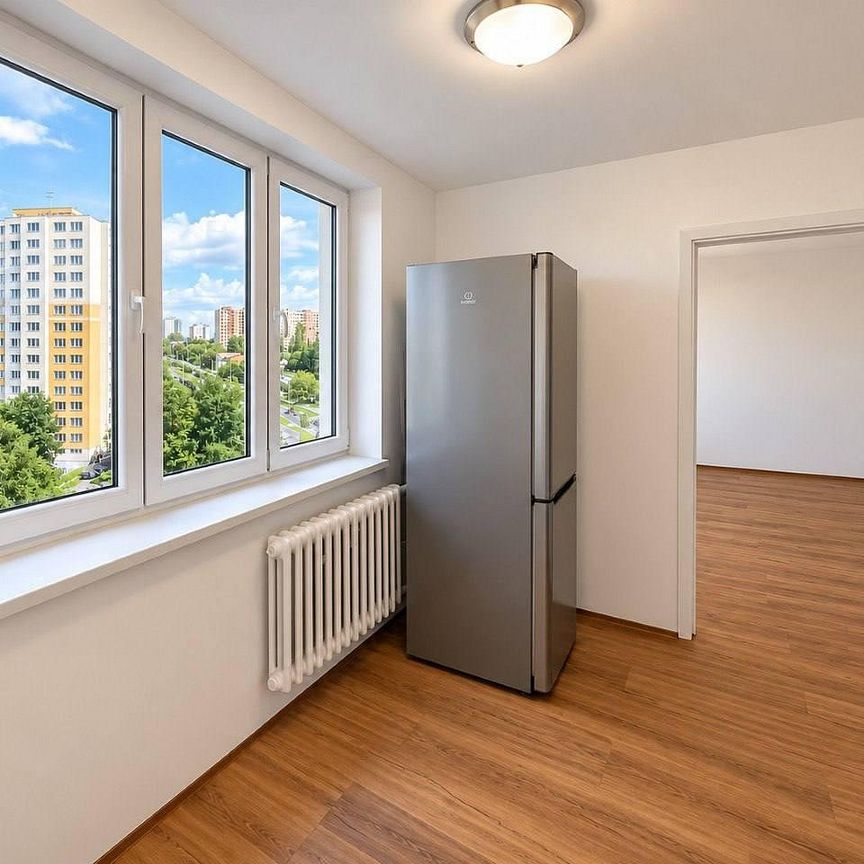 Pronájem bytu 3+1 67 m² - Photo 1