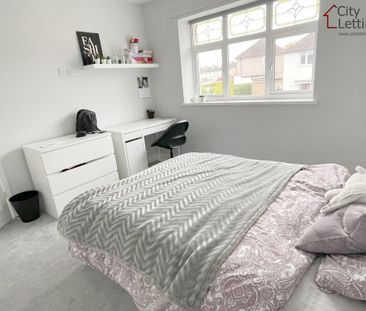 2 Bedroom Mid Terraced House - Photo 1