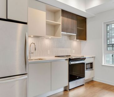 For Lease - 395 Dundas Street Unit# 518, Oakville, Ontario - Photo 6