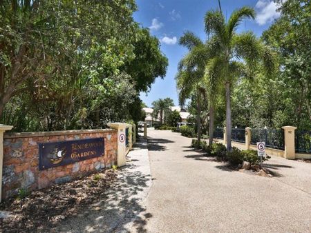 10/92 Regatta Crescent, Douglas - Photo 2