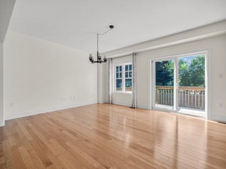 For Lease - 34 Windsor Circle, Niagara-on-the-Lake, Ontario - Photo 4