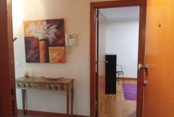 Apartamento T1 mobilado e equipado com garagem fechada. Glicínias!