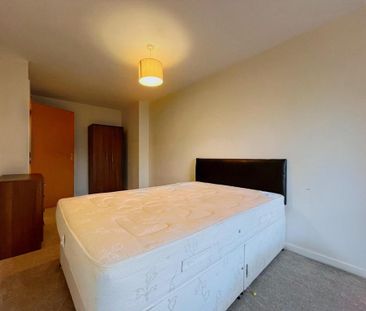 2 bedroom flat to rent - Photo 5