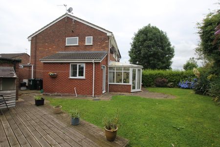 3 Bedroom Semi-Detached House, Chester - Photo 4