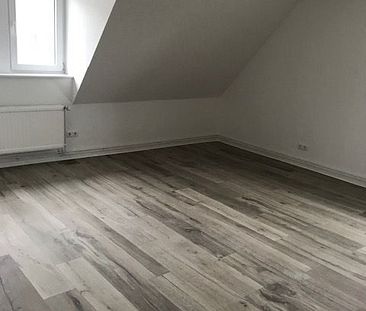 Helle und gepflegte 3,5-Zimmerwohnung mit Balkon und Garten - Foto 1