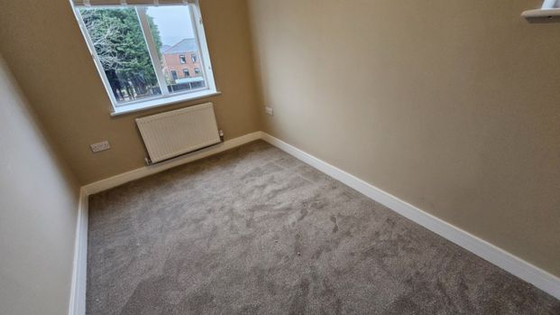 3 bed Semi-Detached - To Let - Photo 1