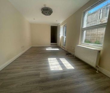 Birkbeck Road, Tottenham, N17 - Photo 1