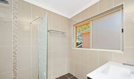 UNIQUE FAMILY HOME IN THE HEART OF EASTWOOD - Photo 4