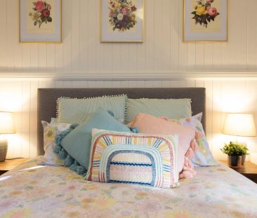 A Charming Family Home in a Leafy Holland Park West Pocket - Photo 6