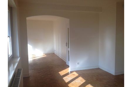Appartement - STRASBOURG - 85m² - 2 chambres - Photo 3