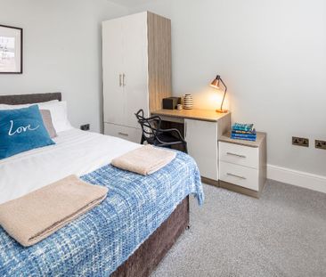 Halsbury Road, Kensington, Liverpool. - Photo 6