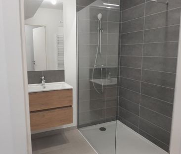 Location Appartement 3 pièces 67m² ANNECY 74370 - Photo 3