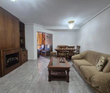 Piso en alquiler en Calle del Arquitecto Morell - Foto 1