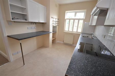 2 bedroom maisonette to rent - Photo 5