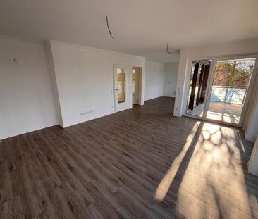 Erstbezug!! barrierefreie 3-Zimmer Mietwohnung mit Stellplatz im Ze... - Photo 1